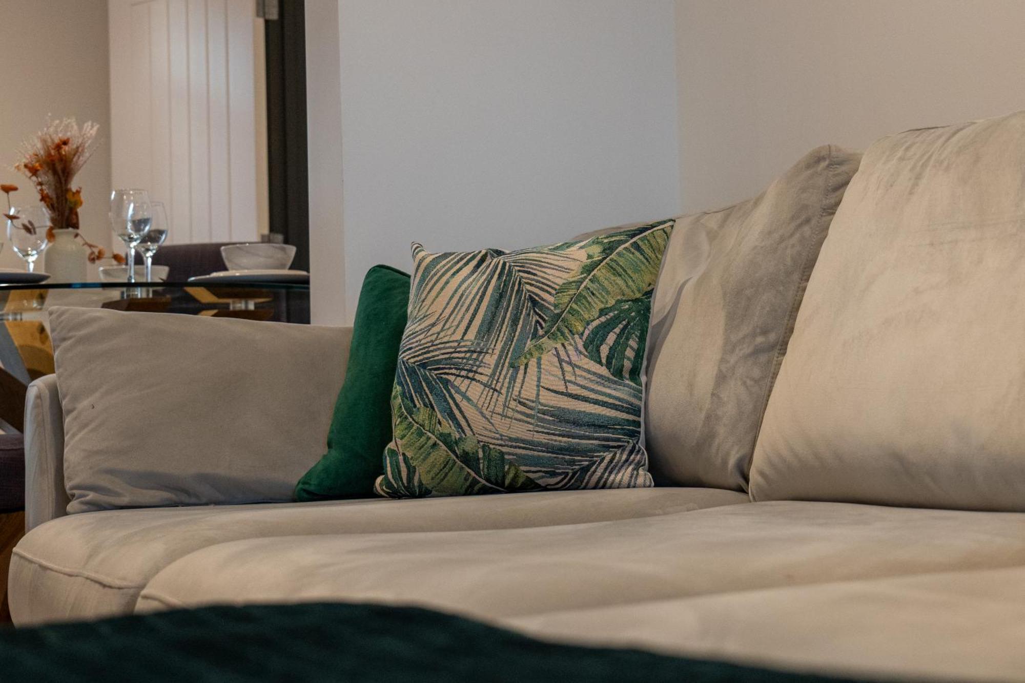 High End Apartment - Perfect For Contractors & Builders - Free Parking Ilkeston Exteriér fotografie