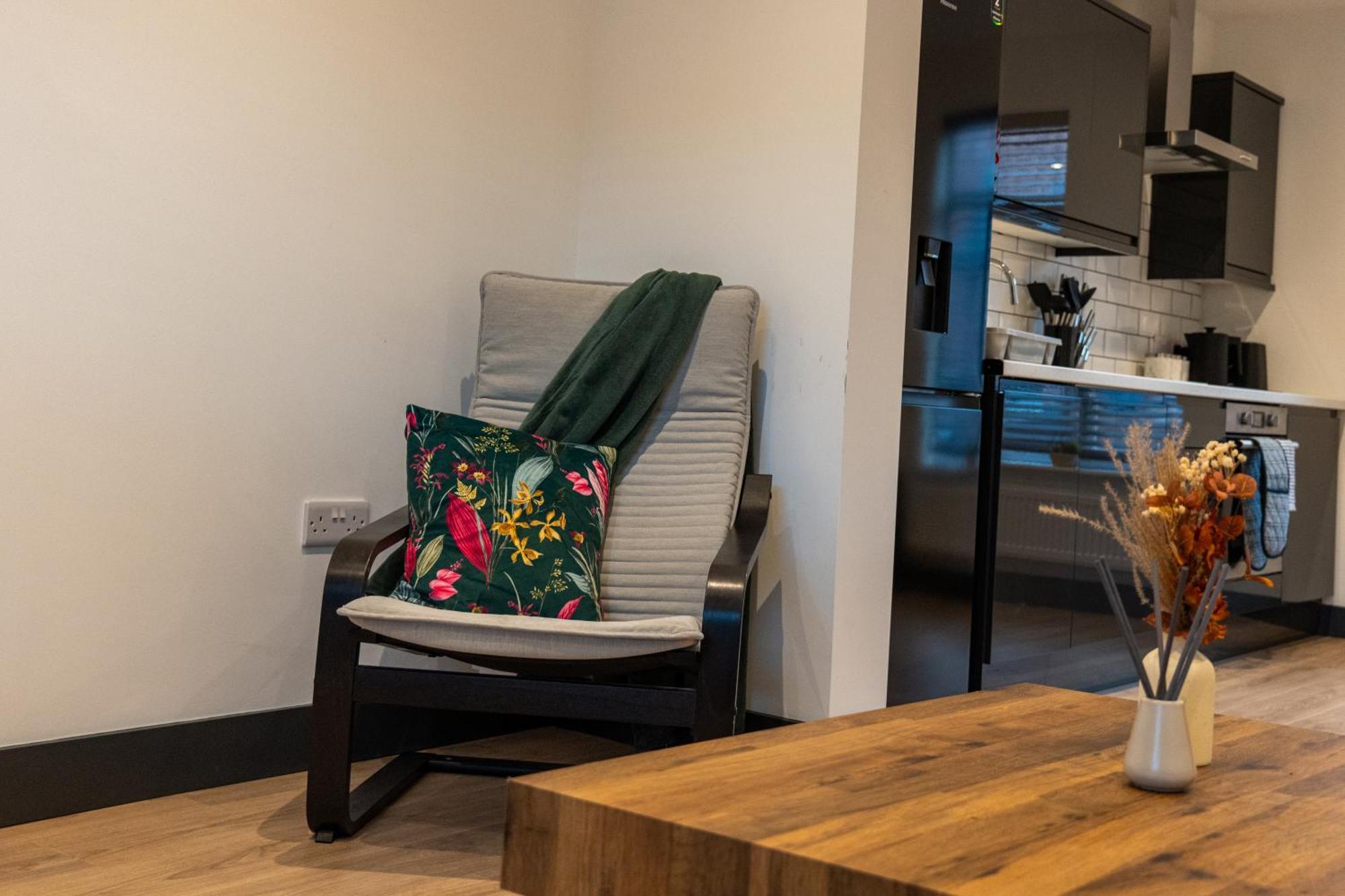 High End Apartment - Perfect For Contractors & Builders - Free Parking Ilkeston Exteriér fotografie